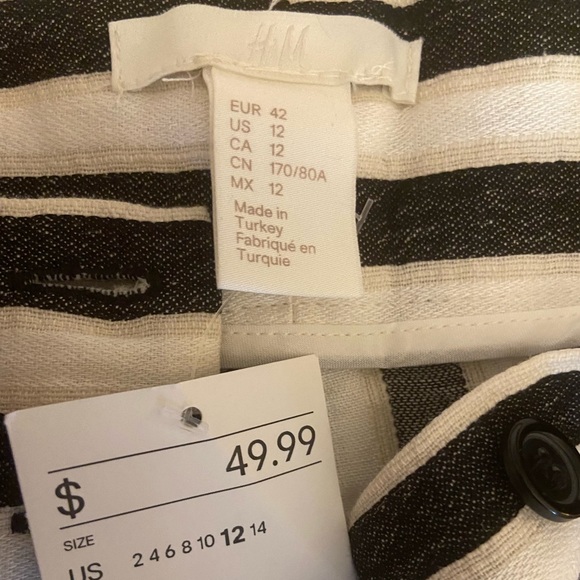 NEVER WORN, H&M black and white culottes - Picture 3 of 3